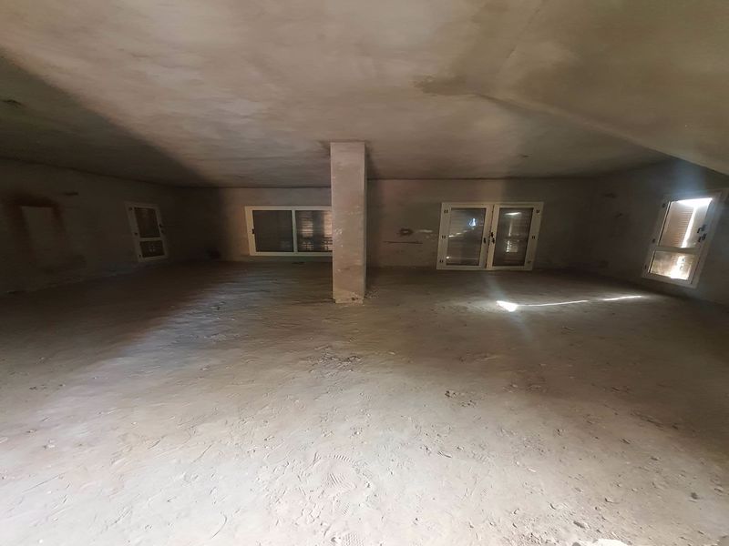 فيلا مستقلة للبيع بالتجمع الخامس - كمبوند طيبة 2000