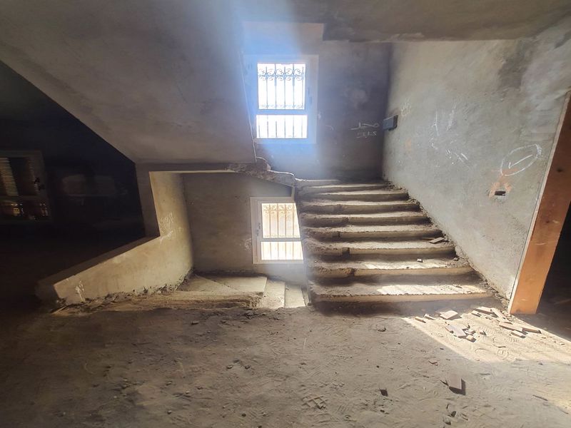 فيلا مستقلة للبيع بالتجمع الخامس - كمبوند طيبة 2000