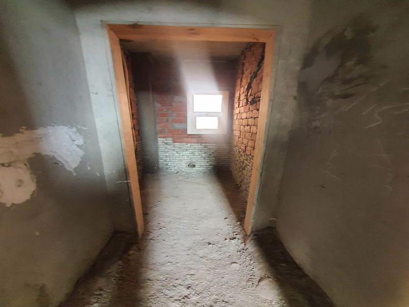 فيلا مستقلة للبيع بالتجمع الخامس - كمبوند طيبة 2000