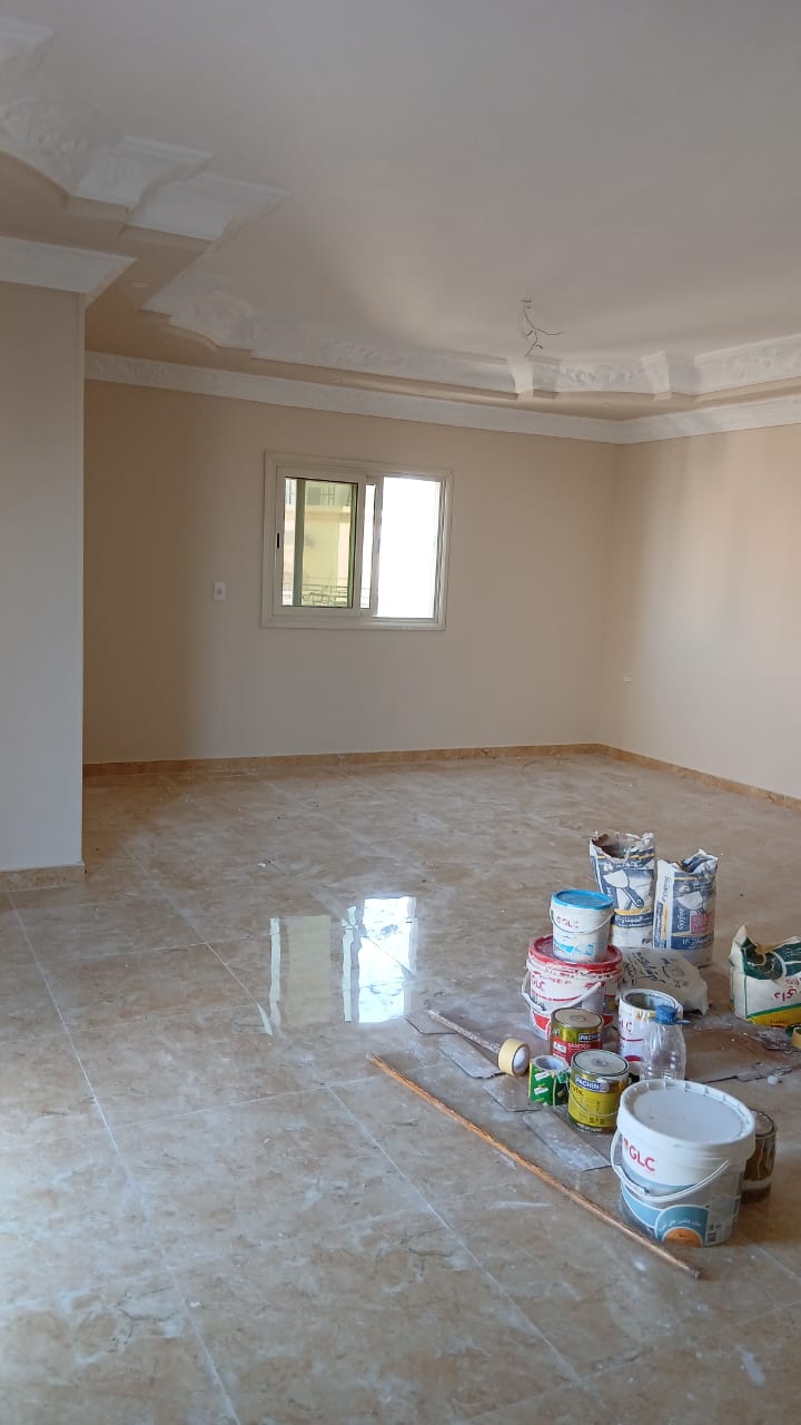 شقه للايجار بجنوب الاكاديميه التجمع الاول القاهره الجديده