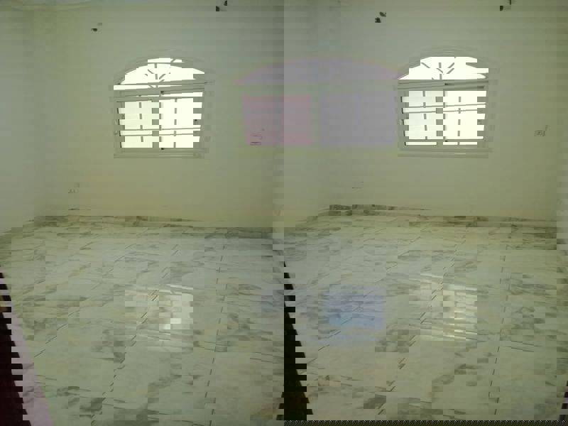 شقة للايجار بالتجمع الخامس الحى الرابع سوبر لوكس